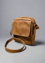 Load image into Gallery viewer, Gatsby Satchel - Matt Toffee
