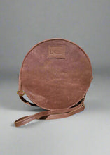 Load image into Gallery viewer, Bonnie Crossbody - Mud Brown
